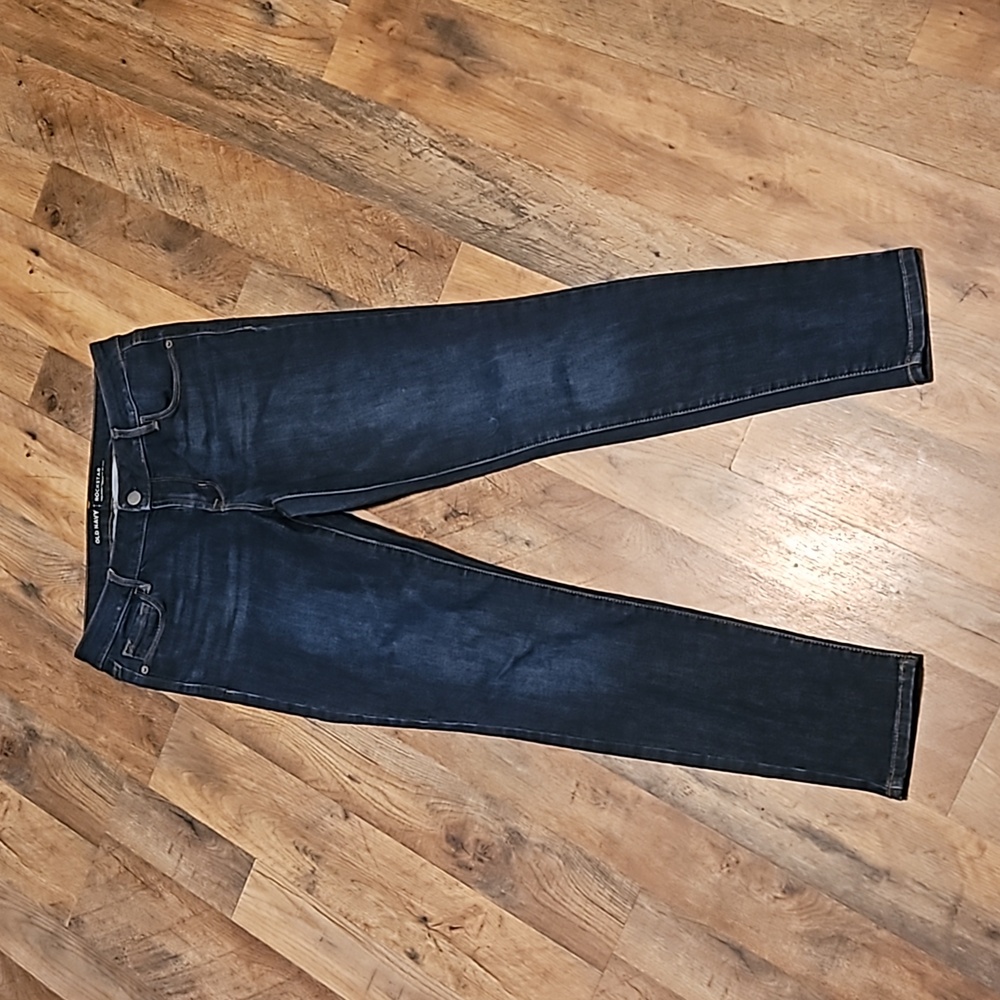 👖OLD NAVY ROCKSTAR SKINNY JEANS 👖